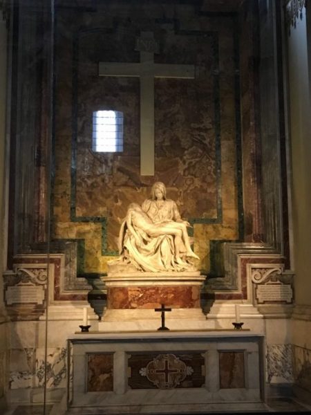 Escultura Pietá, de Michelangelo